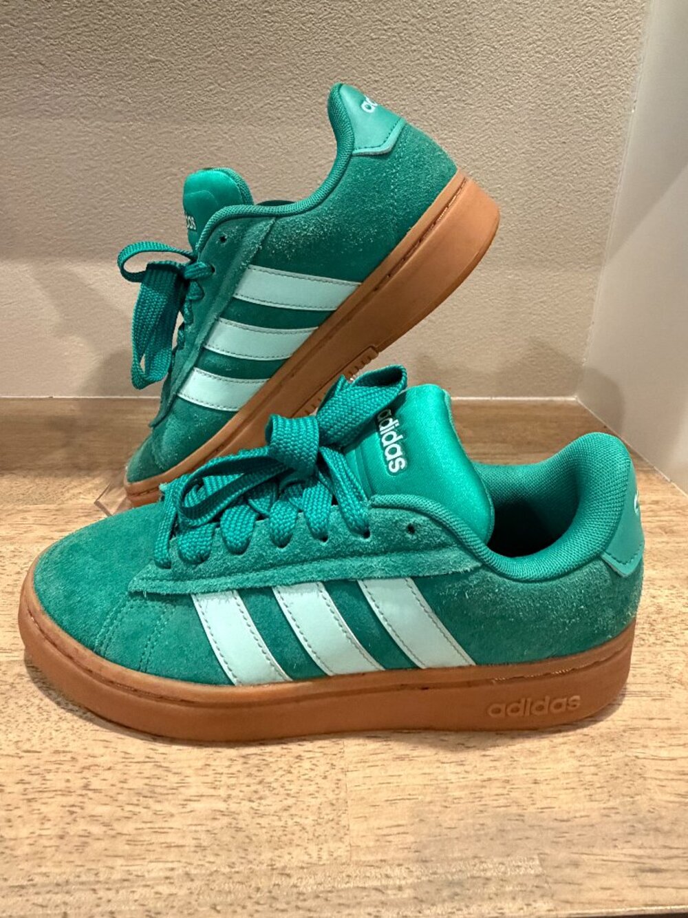 adidas Grand Court Alpha Emerald Green Suede Gum Sole Sneakers Size 7